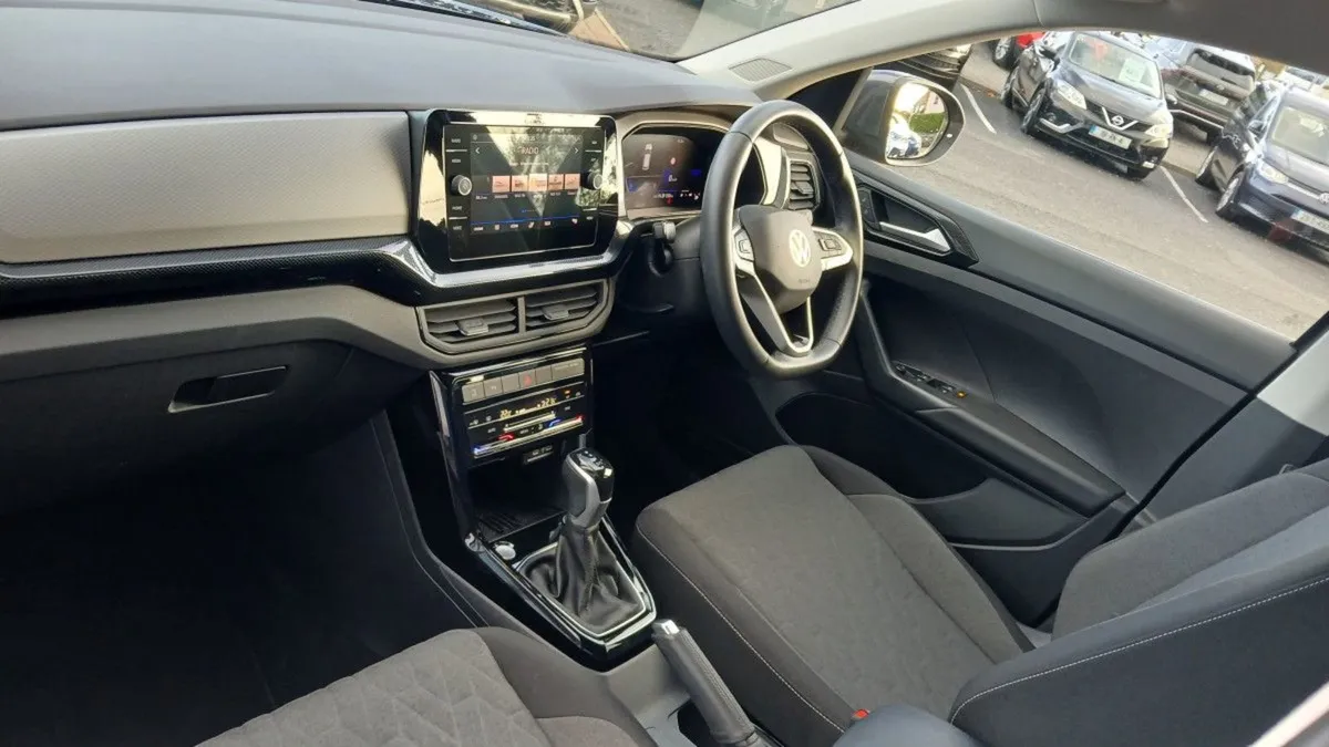 Volkswagen T-Cross Edition 75 1.0 TSI 116HP  auto - Image 3