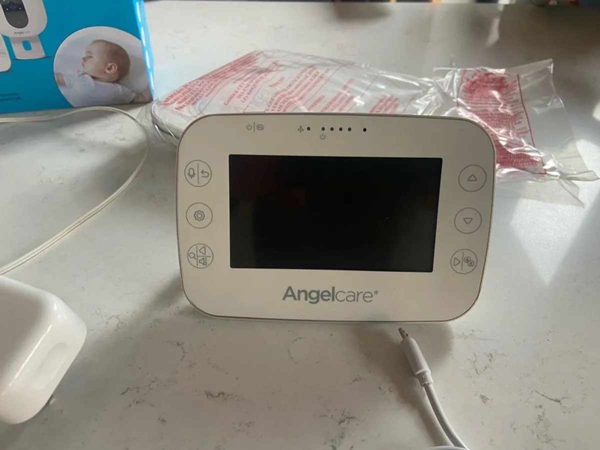Angelcare AC327 Baby Movement Sound and Video Monitor - Image 2