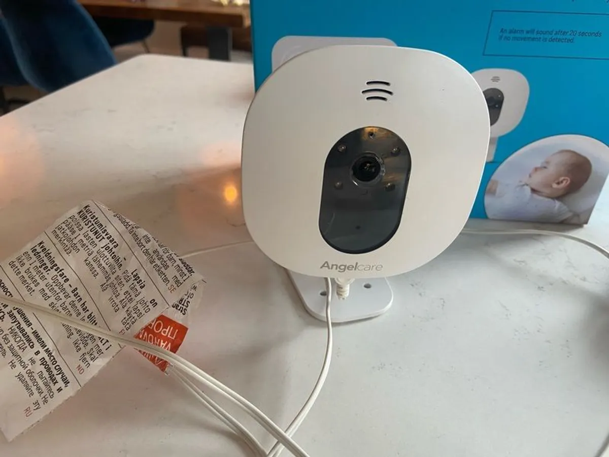 Angelcare AC327 Baby Movement Sound and Video Monitor - Image 3