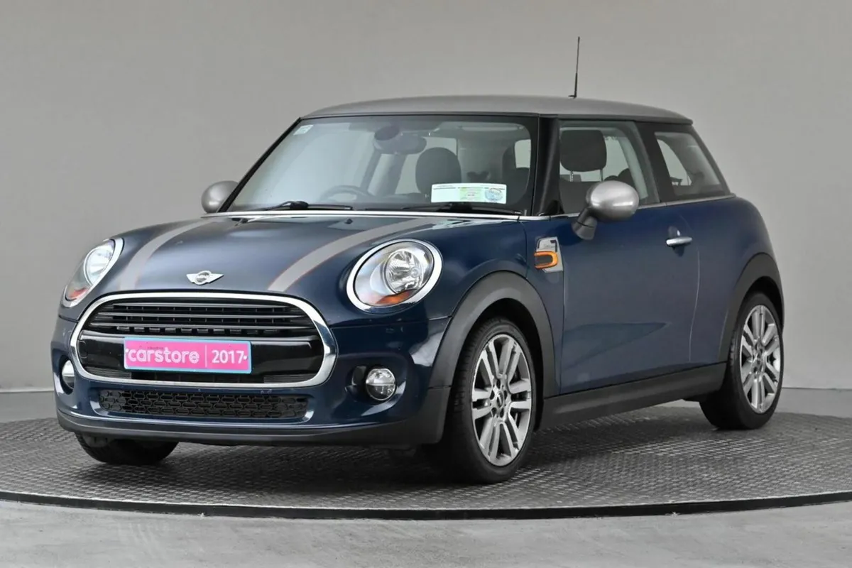 Mini Cooper 1.5L 6SPD 3DR 7SEVEN EDITION **LEATHER - Image 3