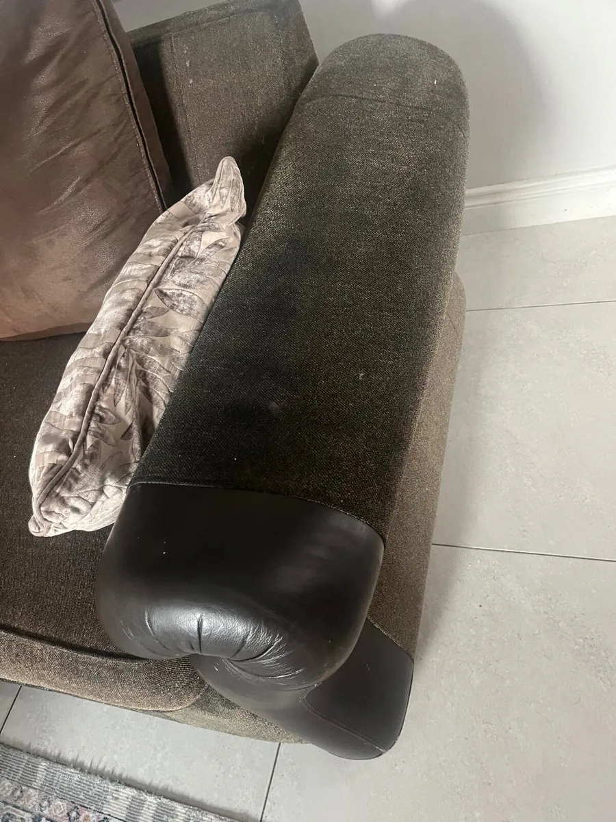 Sofa - Image 3