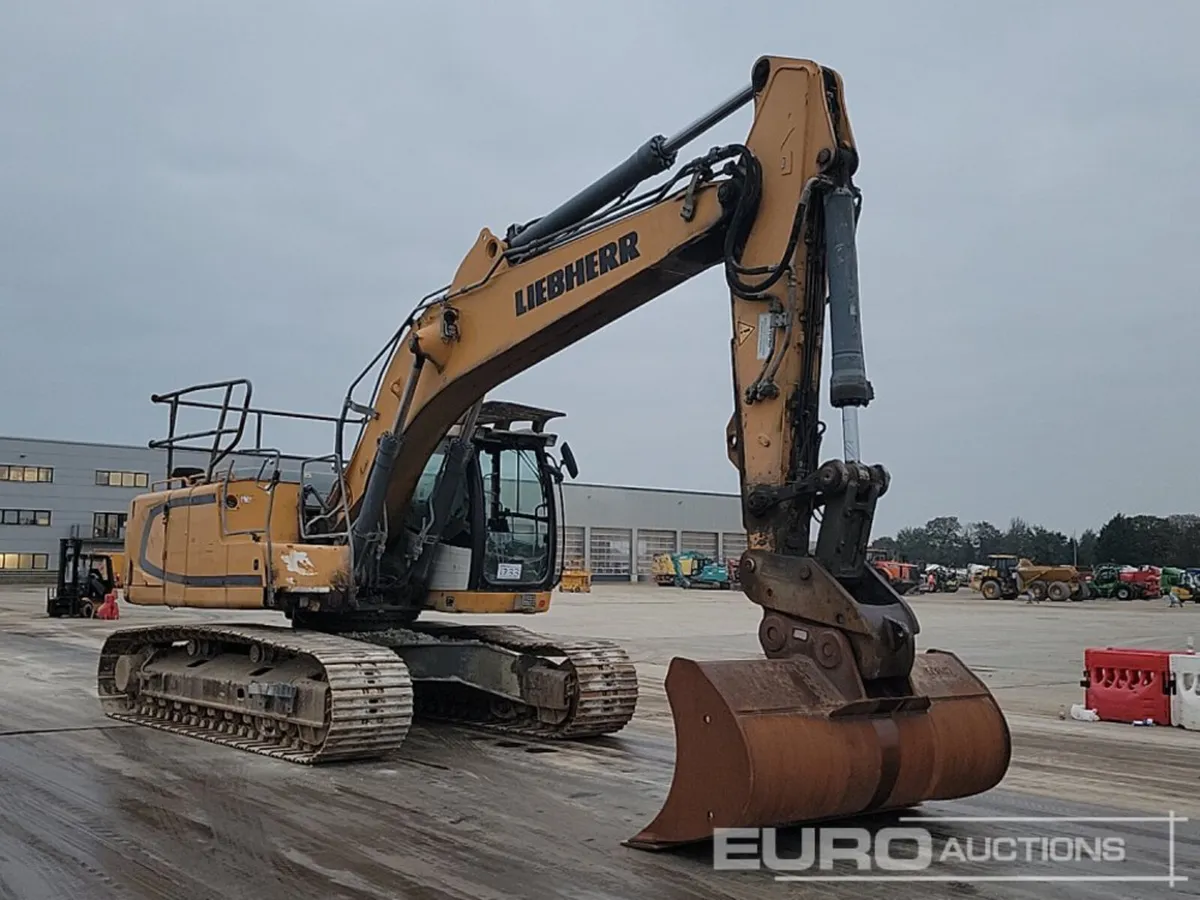 2016 Liebherr R936LC - Image 4