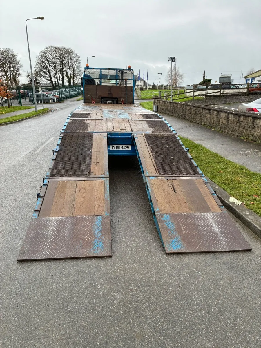 Volvo Other 2010 - Image 1