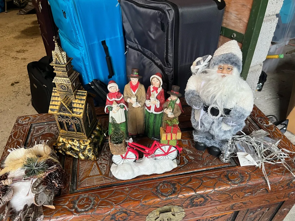 Christmas decorations - Image 1