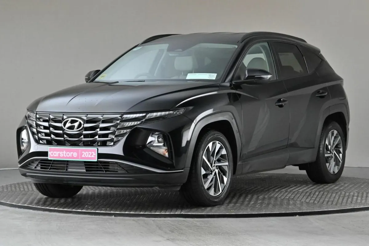 Hyundai Tucson 1.6 DIESEL 6SPD EXECUTIVE **REVERSE - Image 3