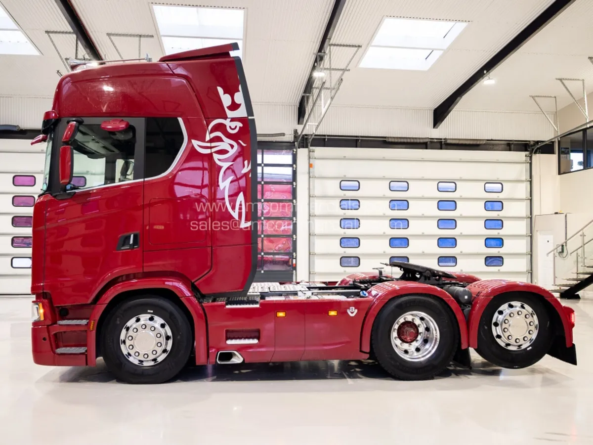 2021 (21) SCANIA 580S V8 HIGHLINE 6X2 TAG AXLE - Image 4
