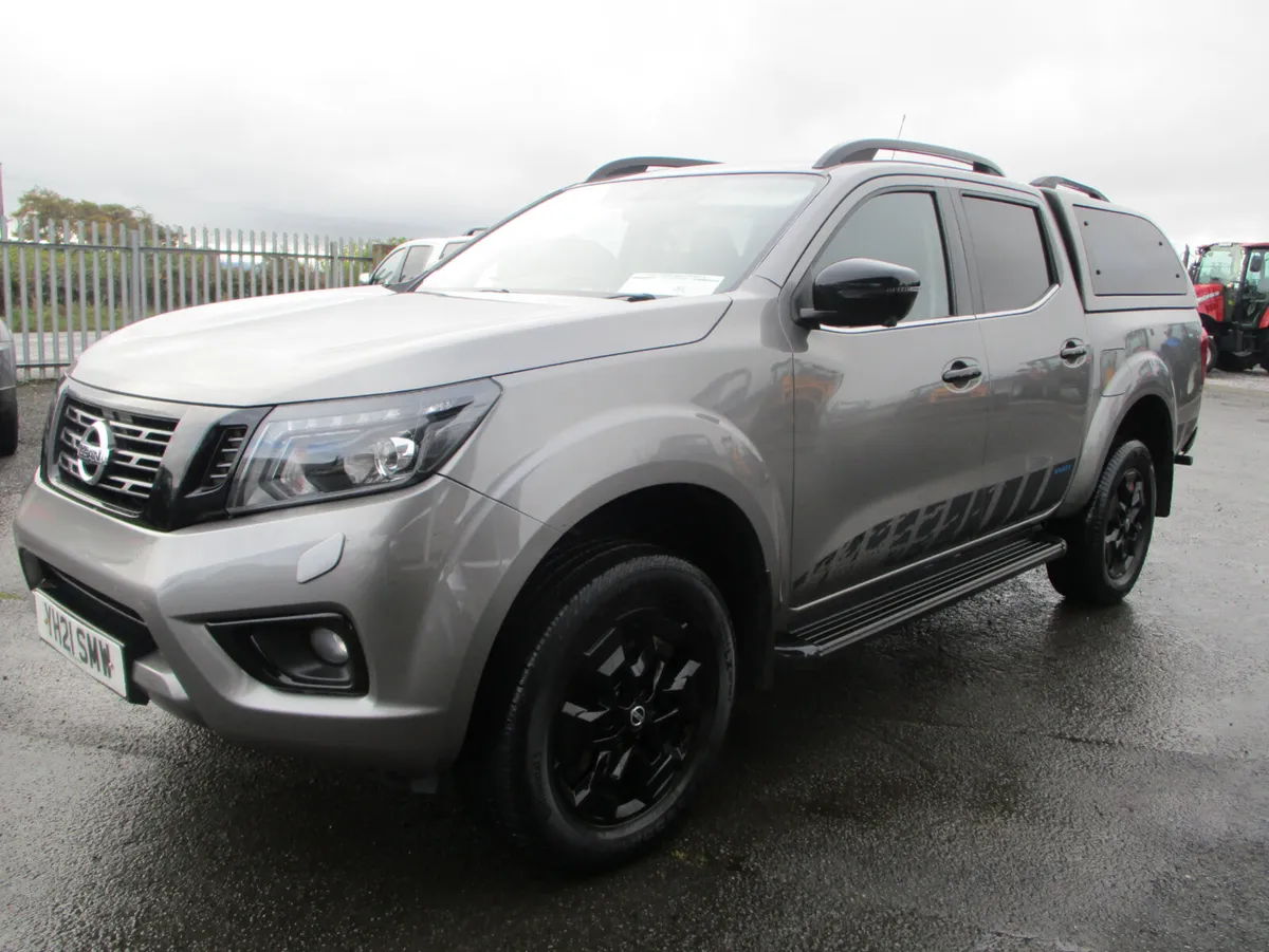 Nissan Navara 2.3 DCI N-GUARD AUTO CREWCAB - Image 3