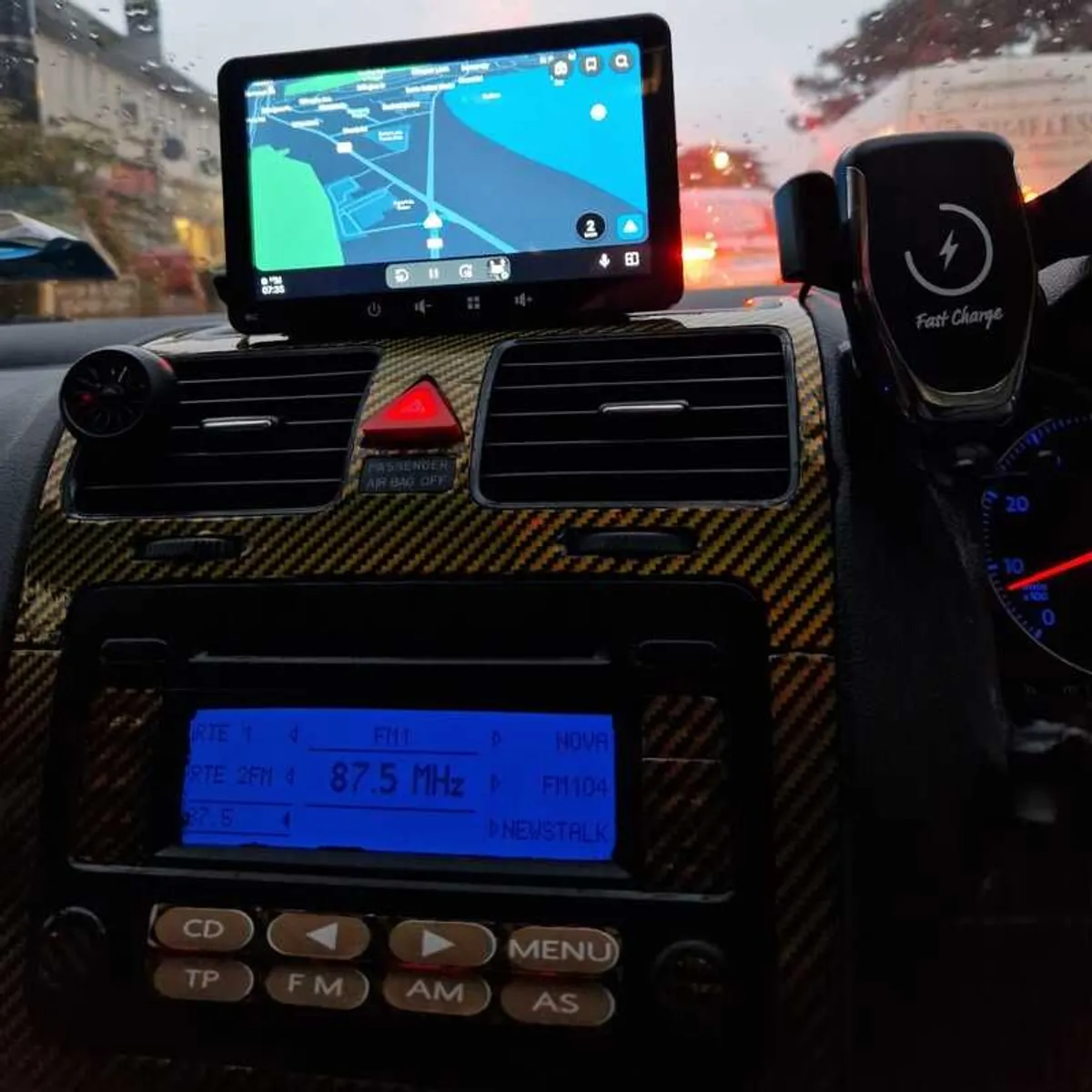 2005 Volkswagen Golf - Image 4