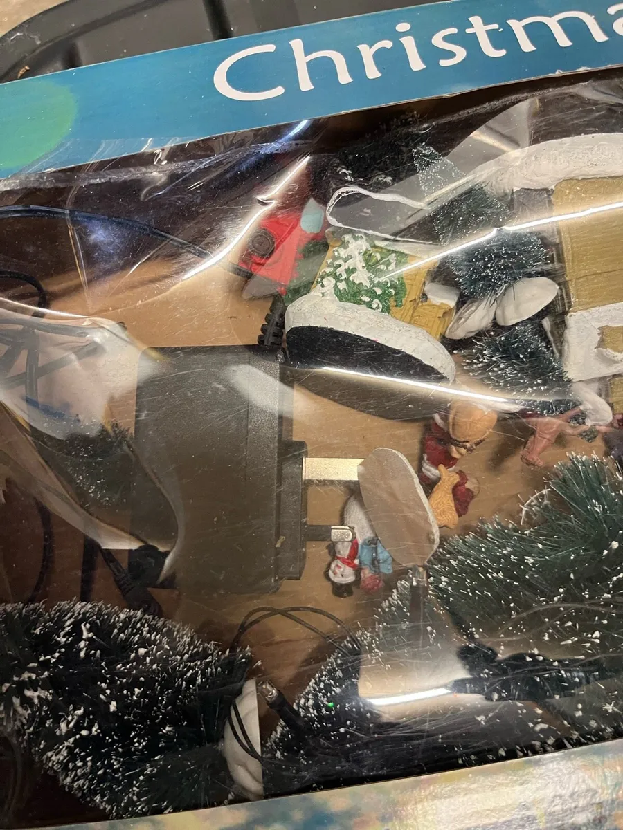 Christmas village - Image 2