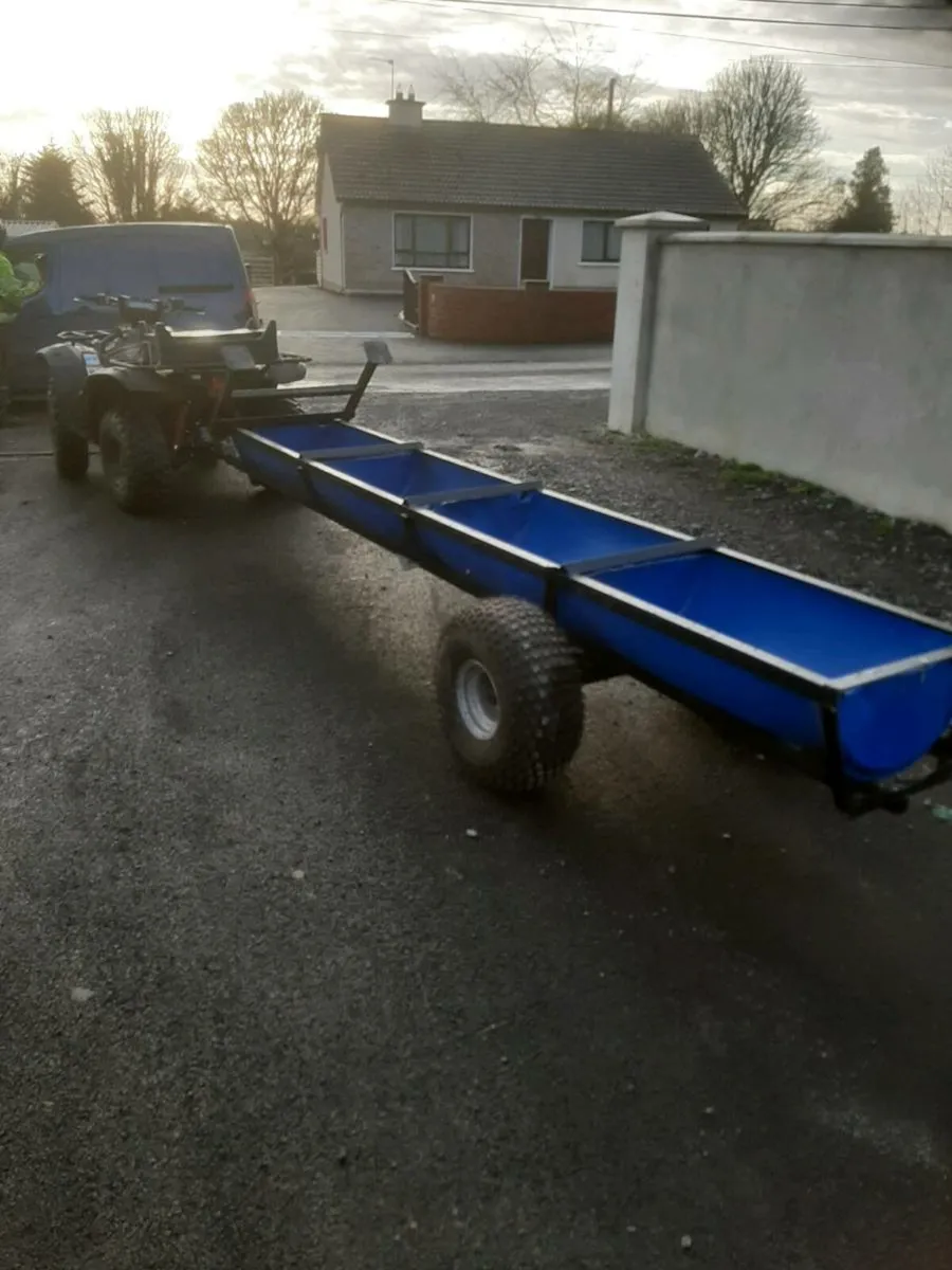 Feed trailer - Image 2