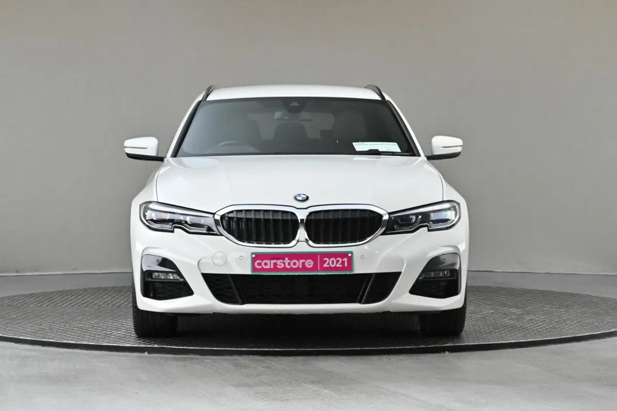 BMW 3-Series 330E M SPORT TOURING 113BHP/83KW Plug - Image 2