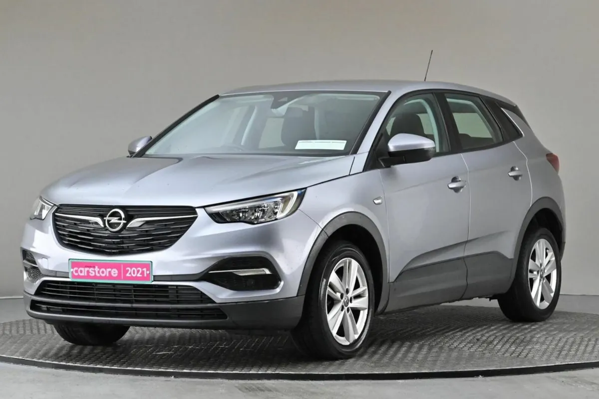 Opel Grandland X 1.5 Turbo D 130PS 6SPD**APPLE CAR - Image 3
