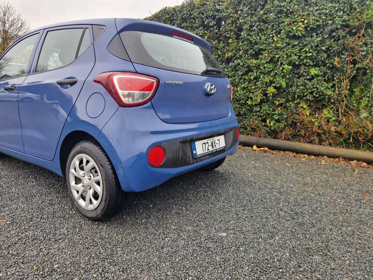 Hyundai i10 CLASSIC 2017 - Image 3