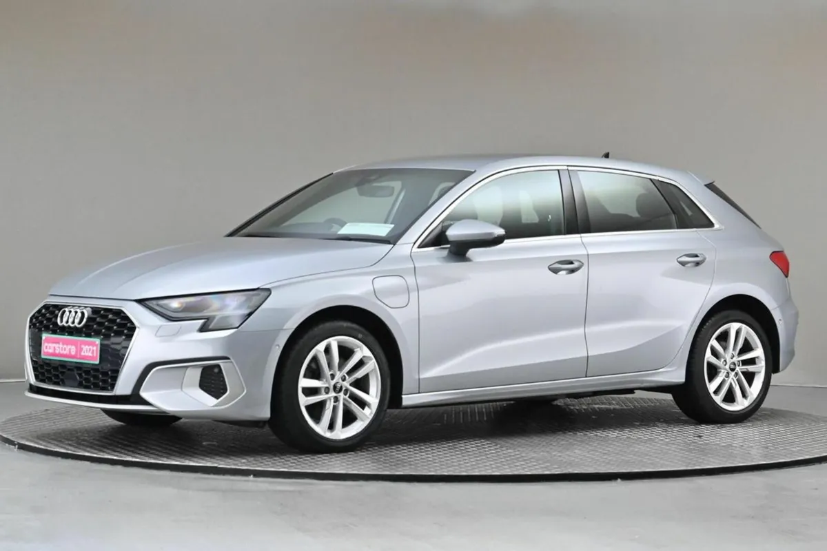 Audi A3 Sport 40 TFSI E S-A 13kWh PHEV S-TRONIC ** - Image 4
