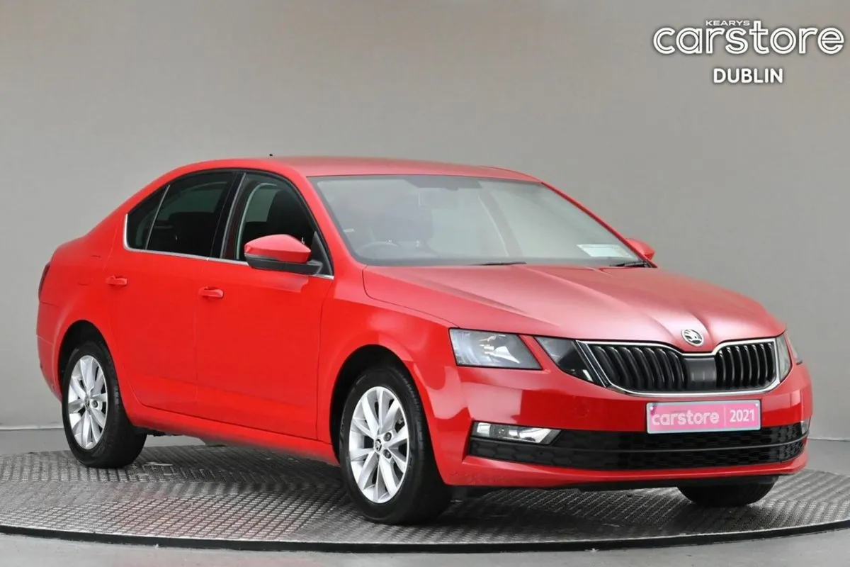 Skoda Octavia AMBITION 1.0TSI 115BHP 6SPD **CARPLA - Image 1