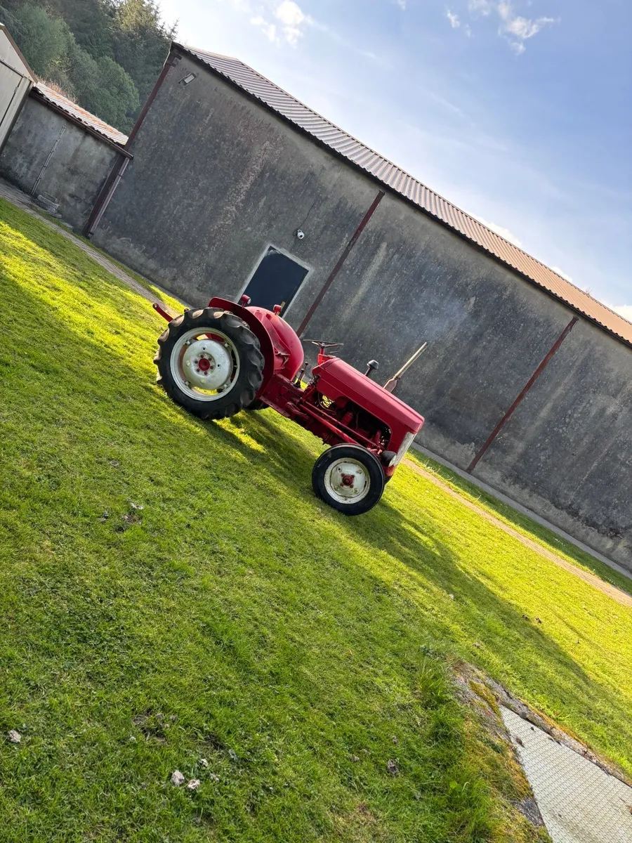 Mini Nuffield 950 - Image 4