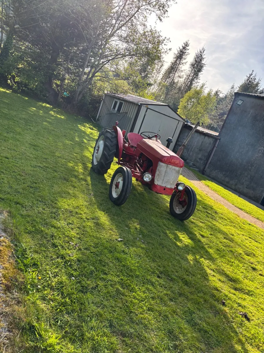 Mini Nuffield 950 - Image 1