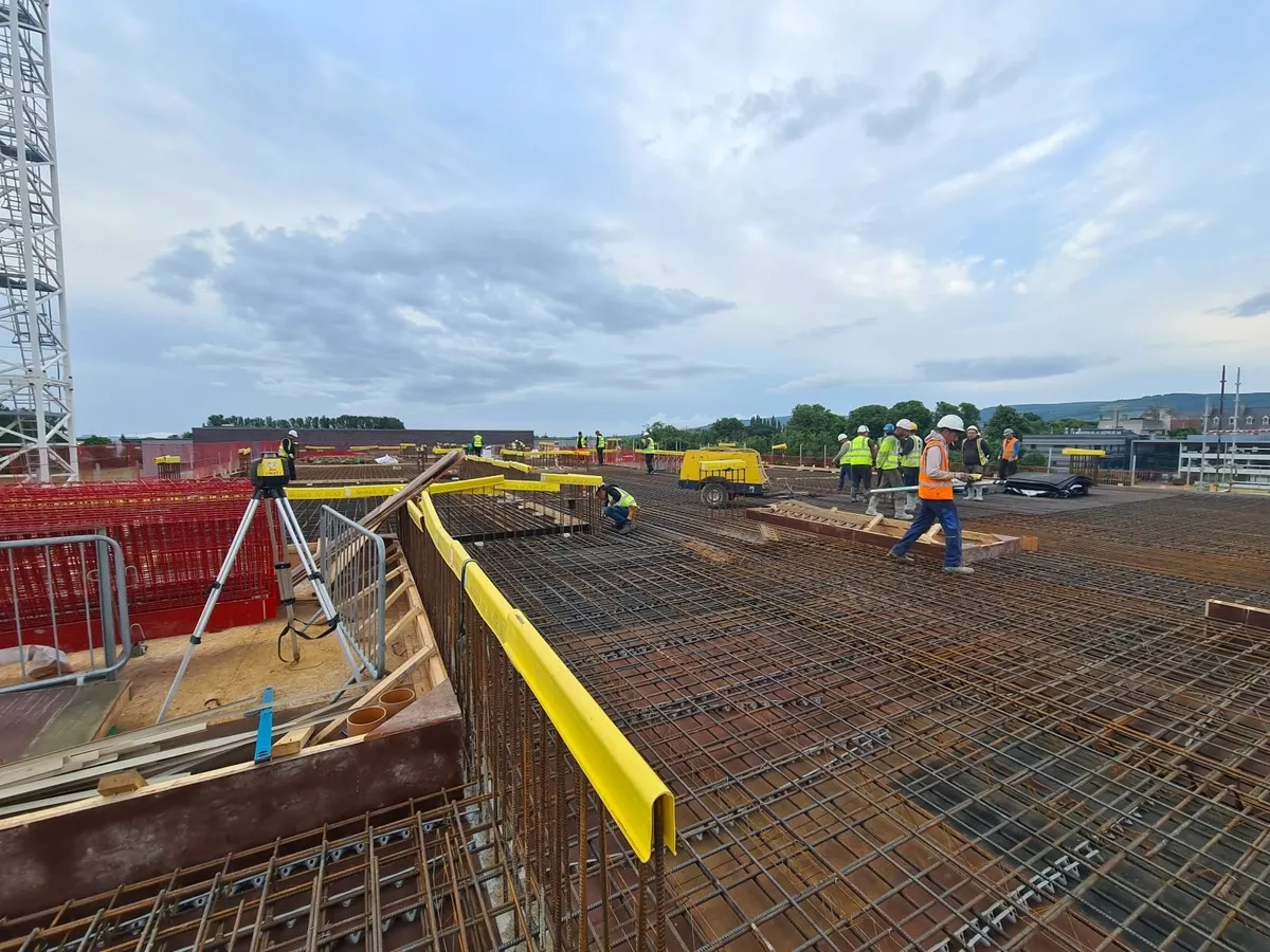 Concrete placement, preparation and finishing - Image 3