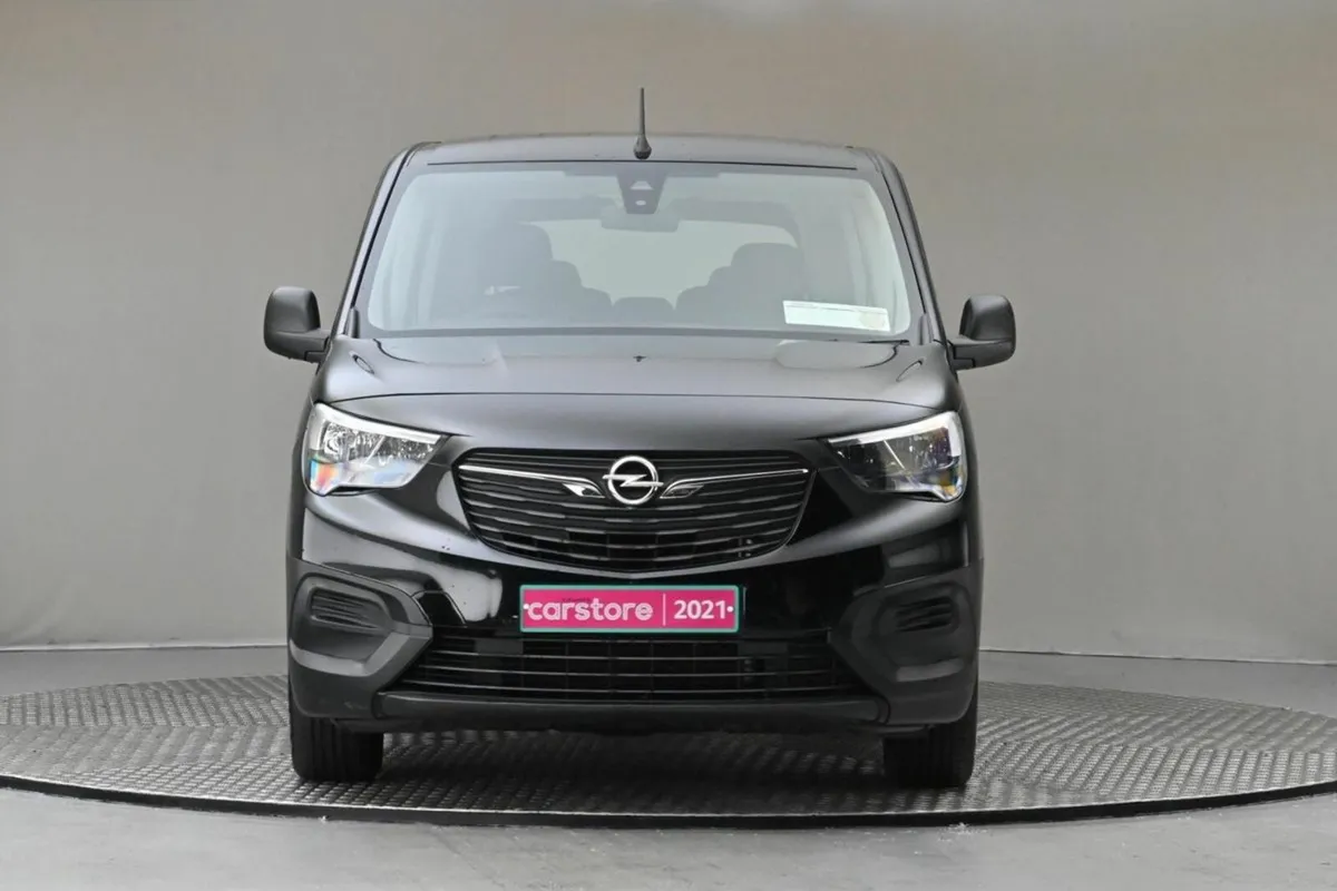 Opel Combo 1.5 TURBO D LIFE 100BHP 6SPD ENERGY XL - Image 2