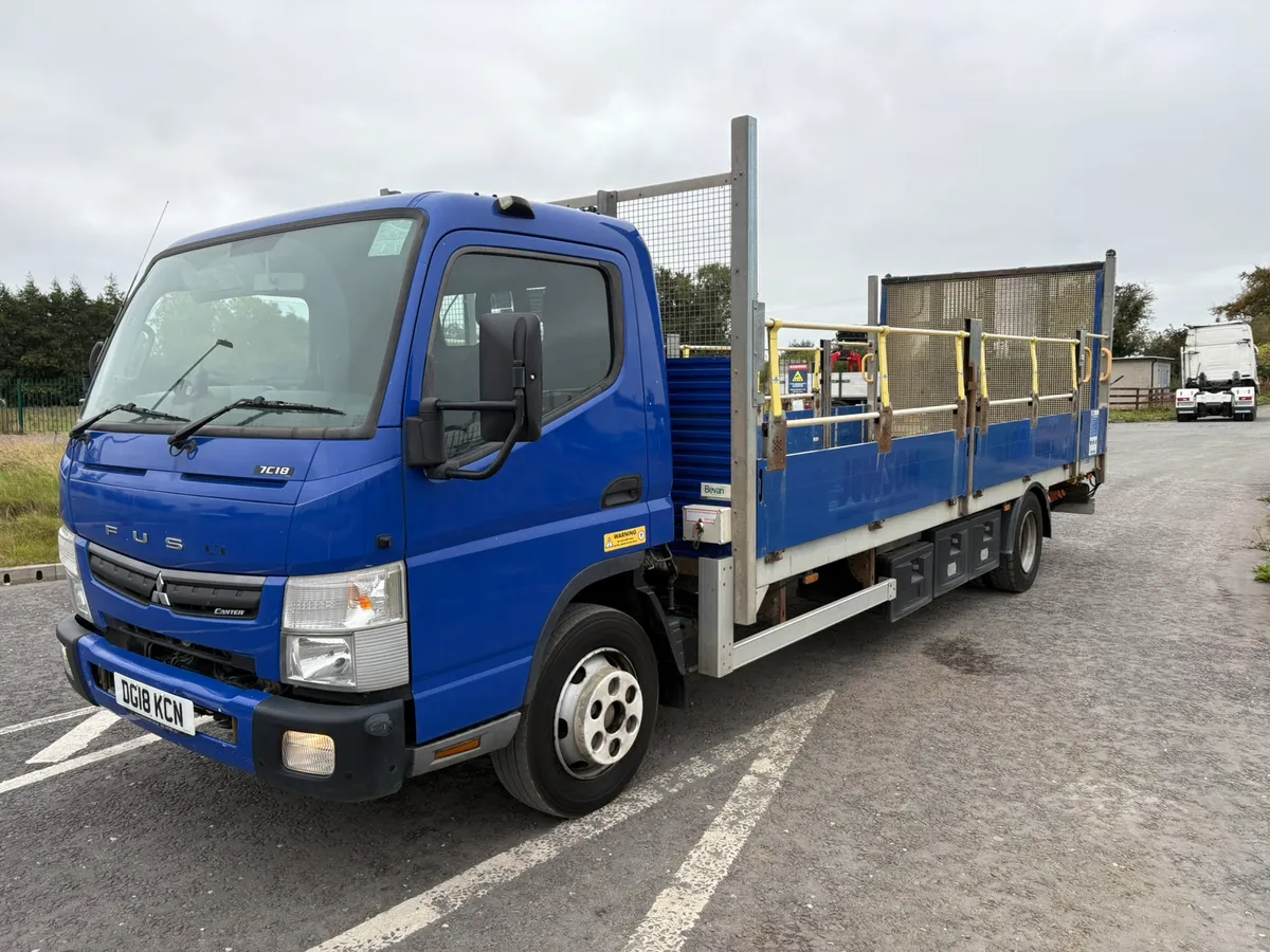 Mitsubishi Canter Beavertail - Image 3