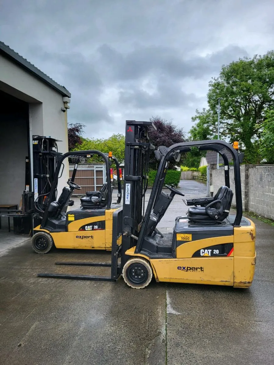 Forklift hire - Image 2