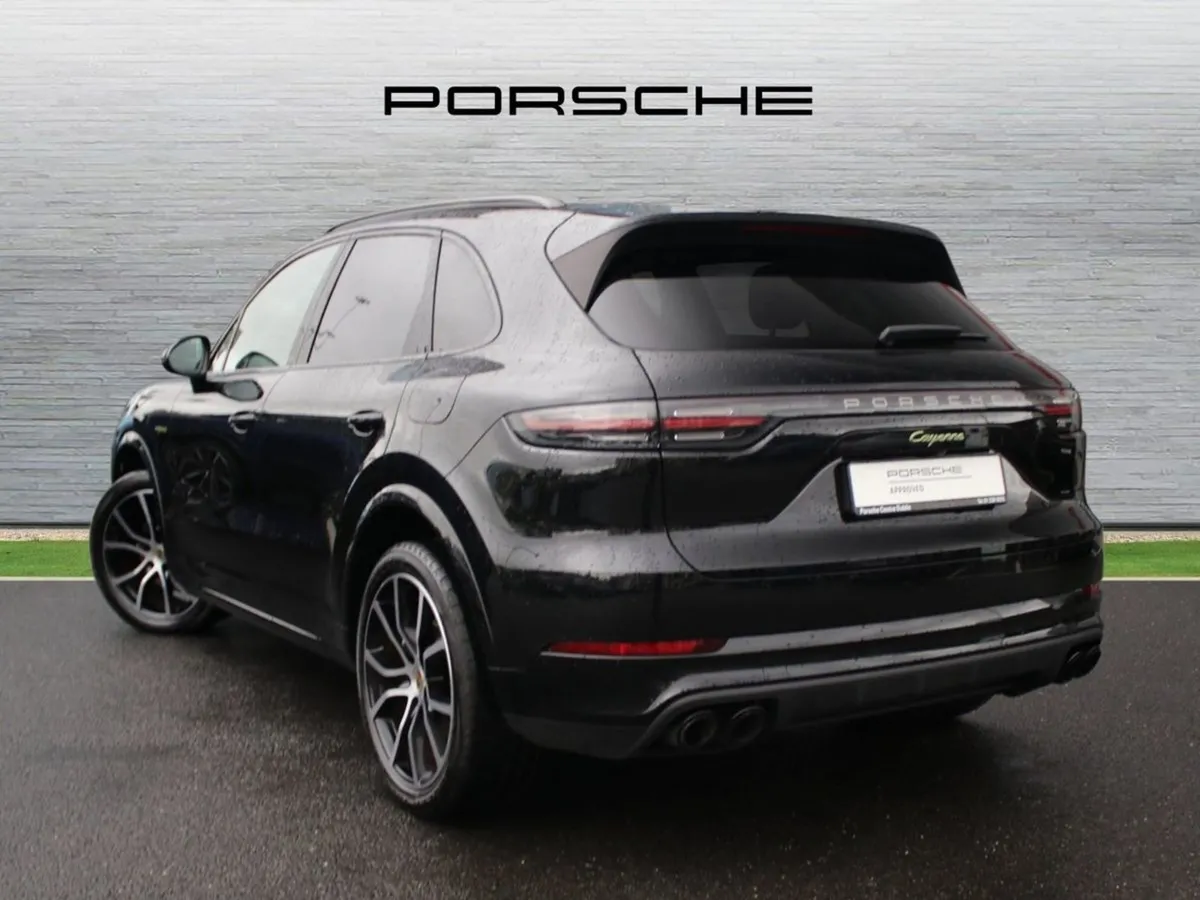 Porsche Cayenne E-hybrid - Image 3