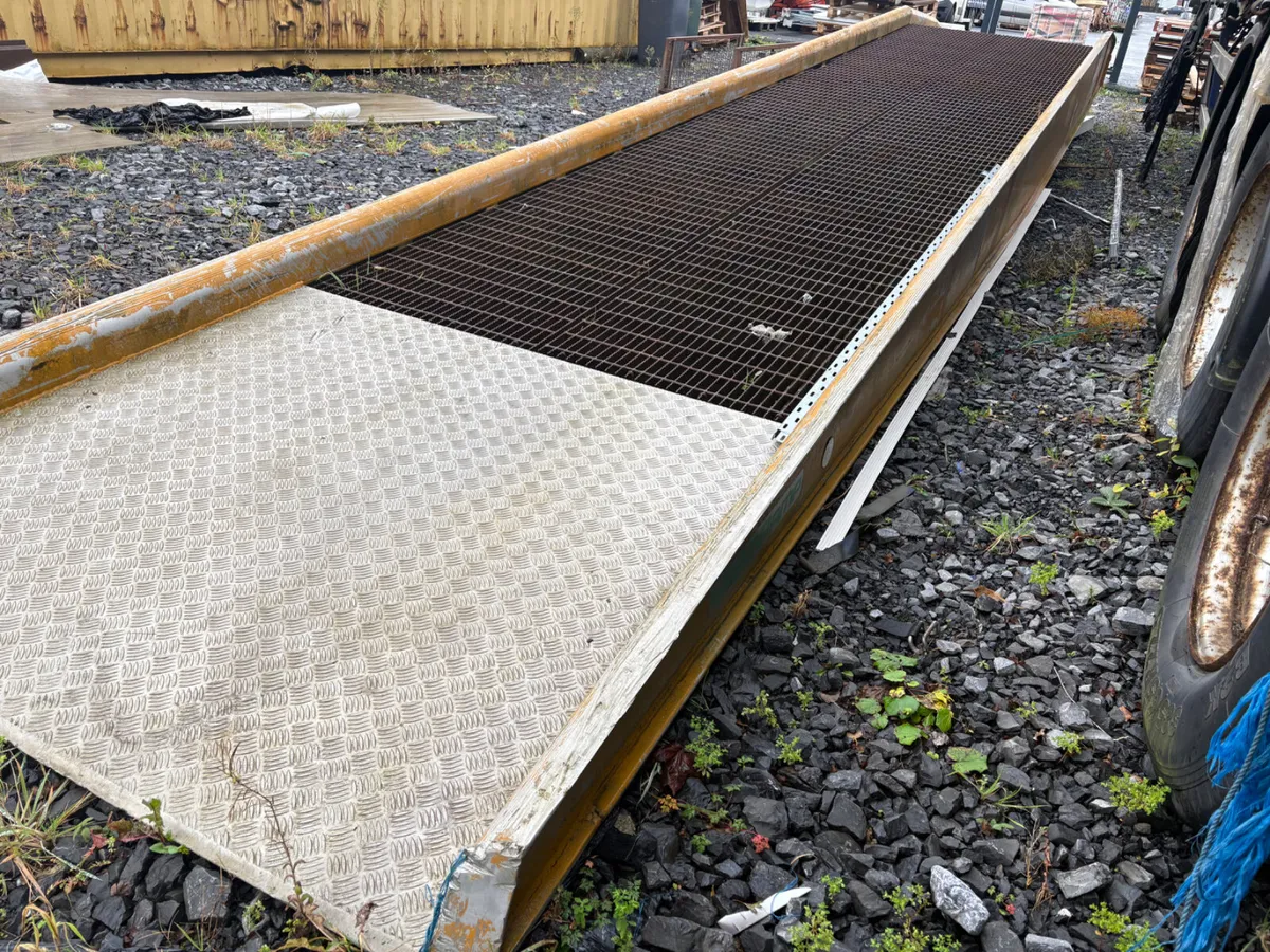 34ft Loading Ramp - Image 3
