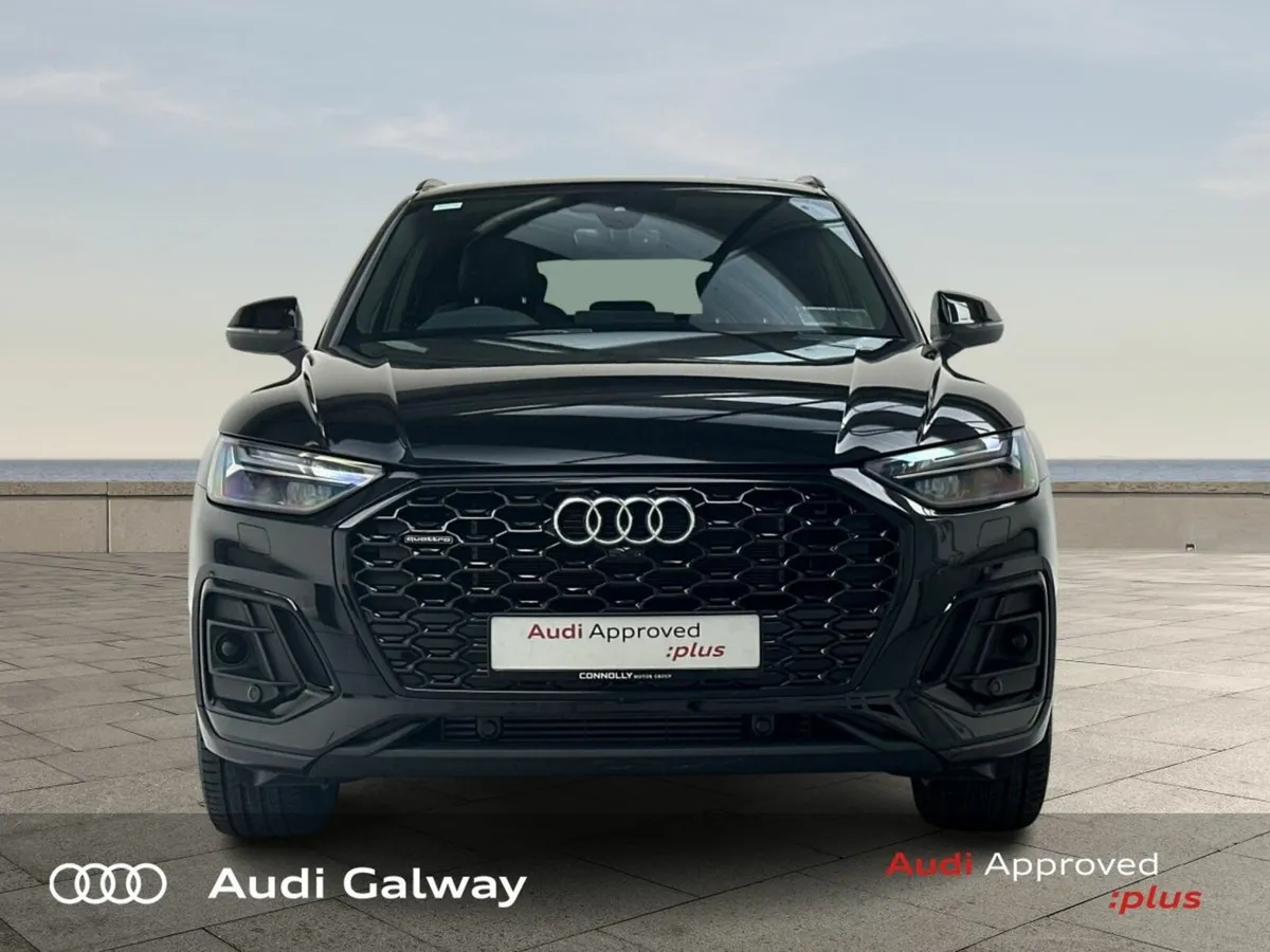 Audi Q5 €599 p/m - SB 50 TFSI E QUATTRO S LINE - Image 4
