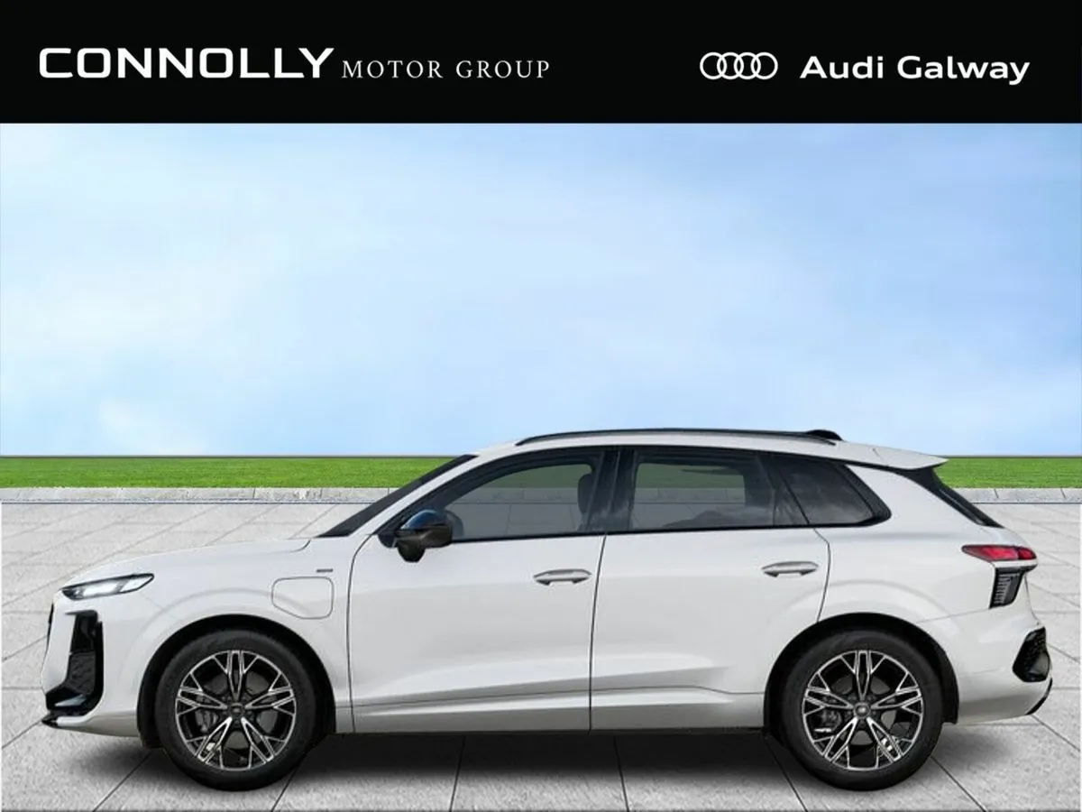 Audi Q3 S-LINE E-HYBRID 200kW AUTO - Image 4