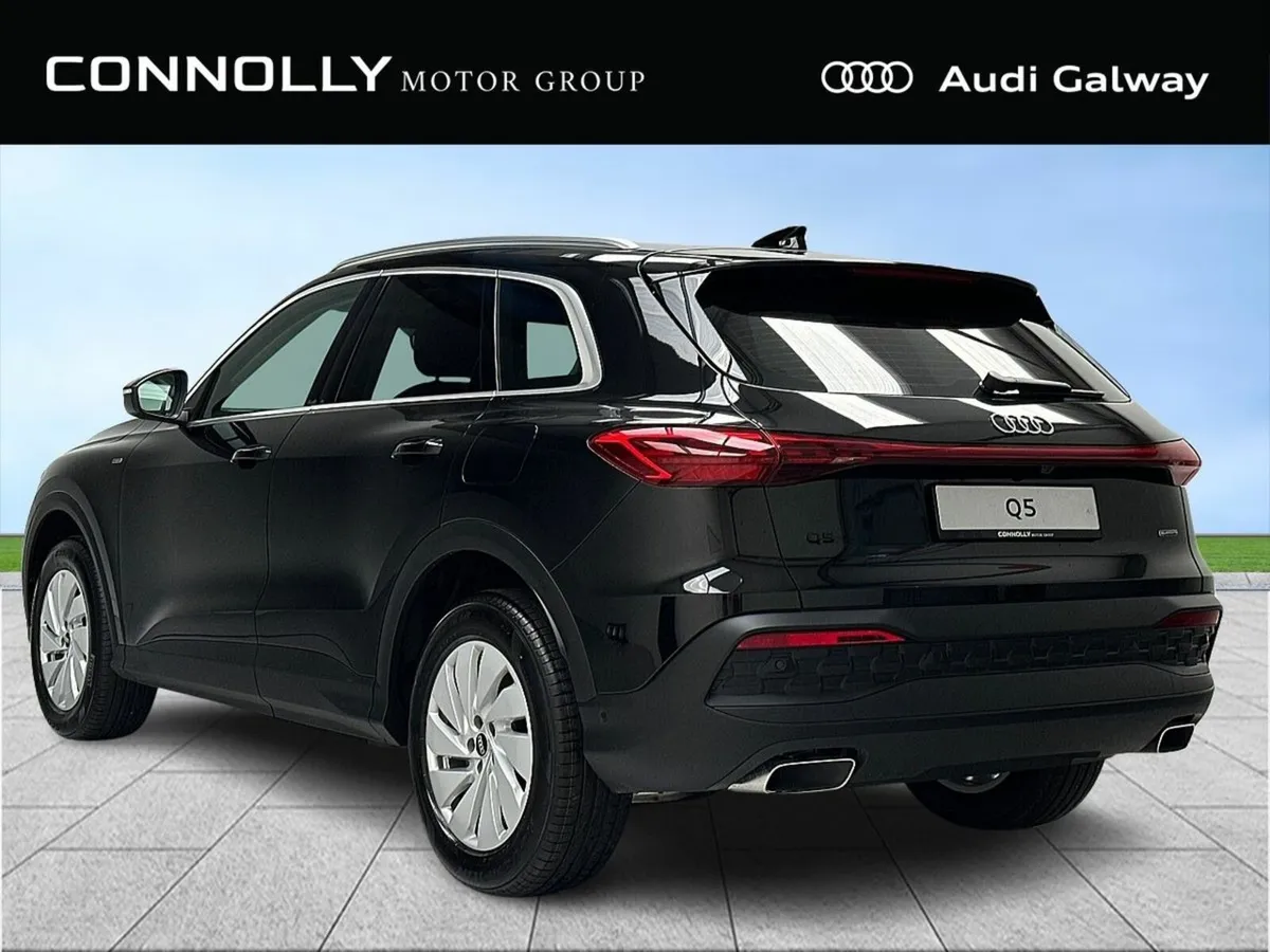 Audi Q5 From €609 p/m PCP  2.0 E HYBRID 299BHP SE - Image 3