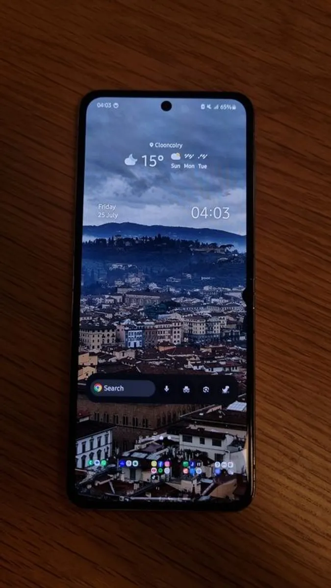 Samsung Galaxy Flip 5 (Unlocked) (512GB) - Image 4