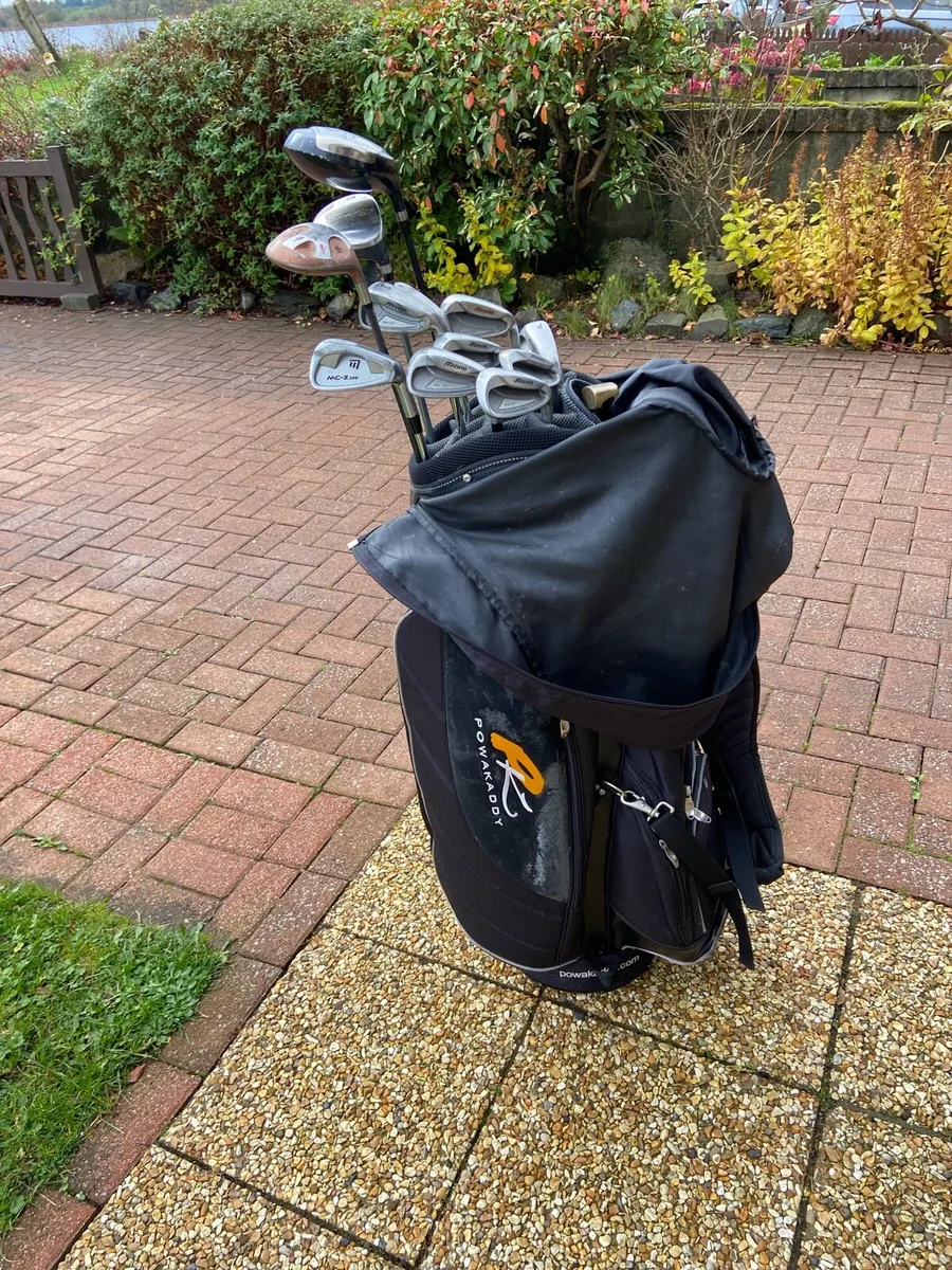 Golf. Bag. &. Clubs - Image 1