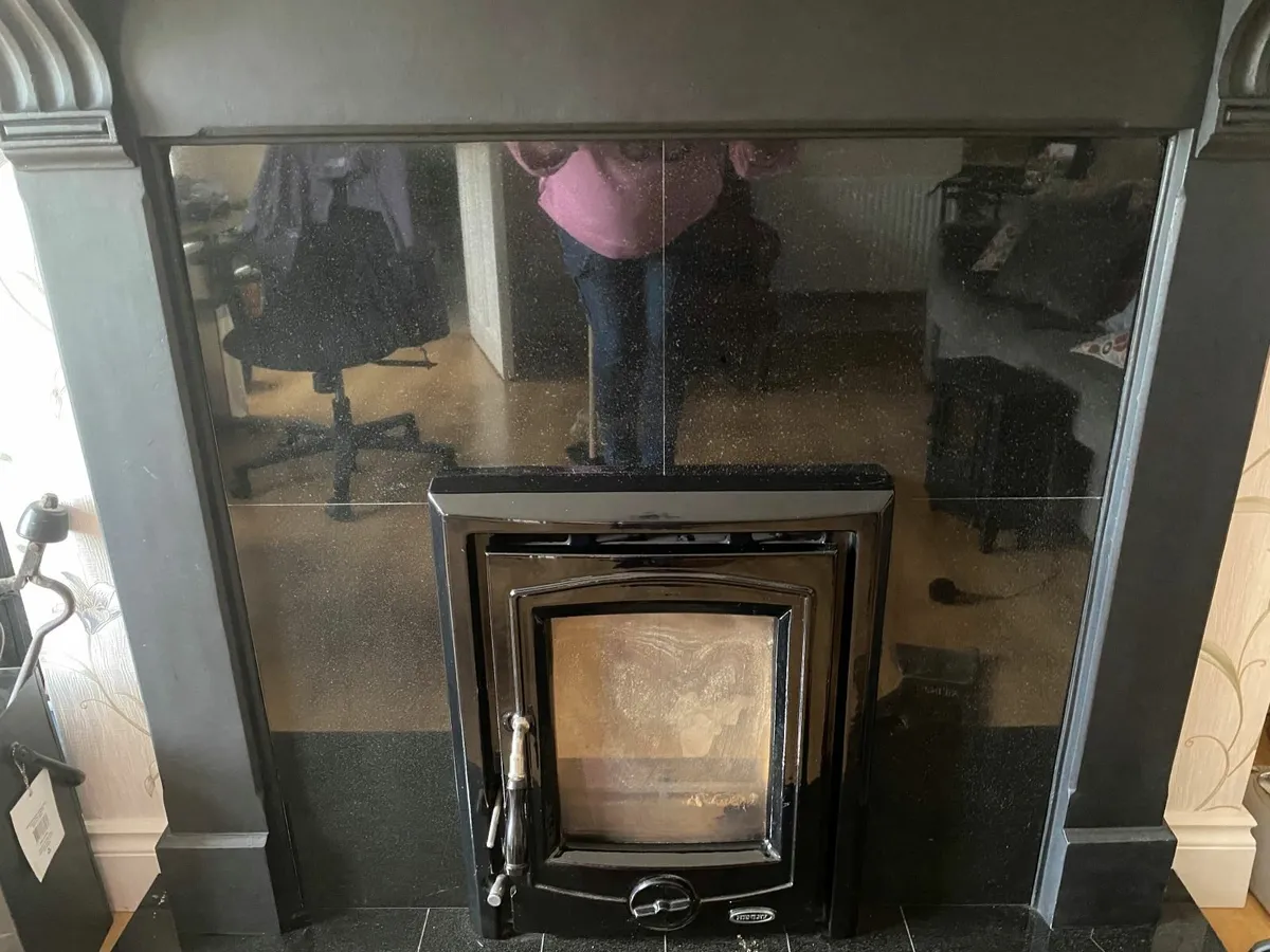 Fire Place surround and mantlepiece - Image 1