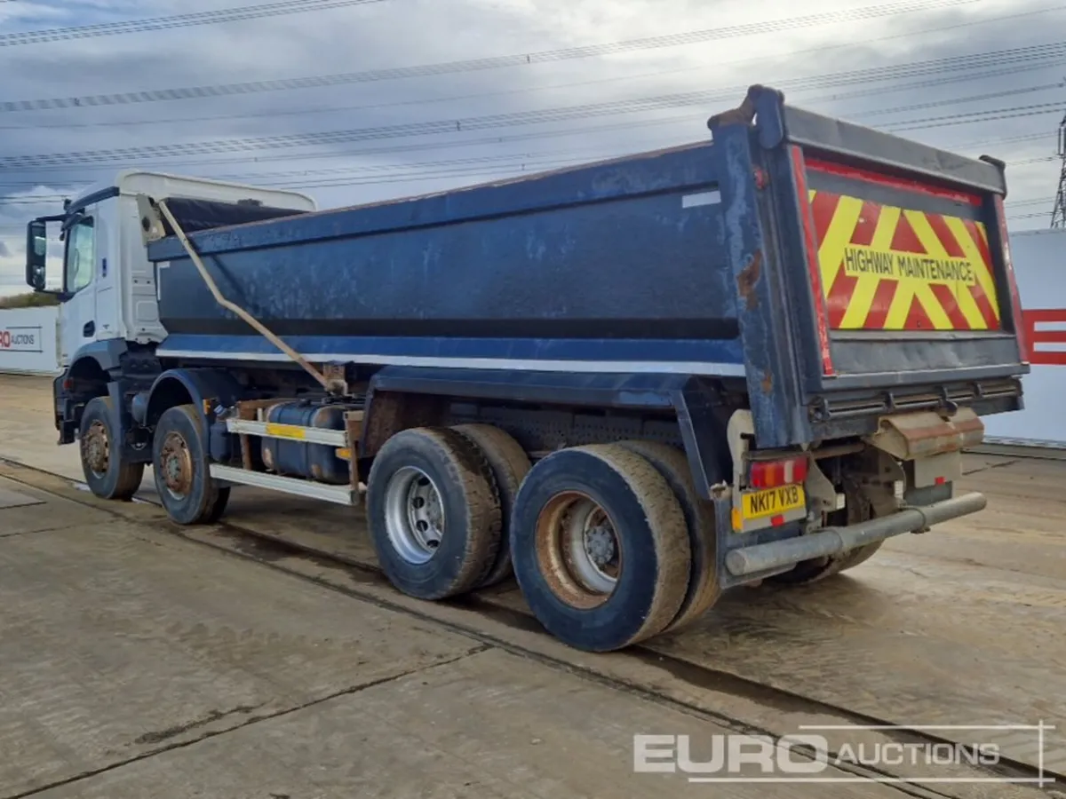 2017 Mercedes Arocs 3240 - Image 2