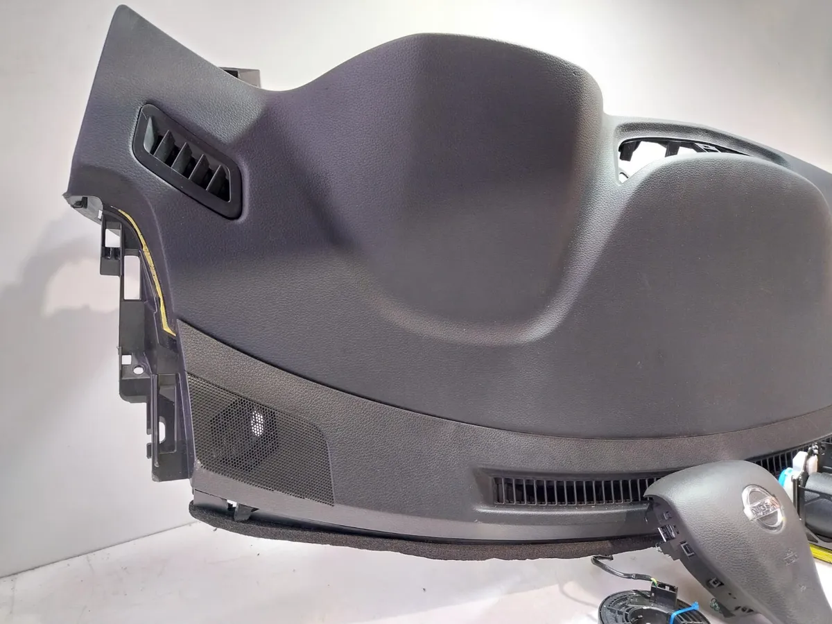 2017 Nissan X-Trail Airbag Set - Image 2