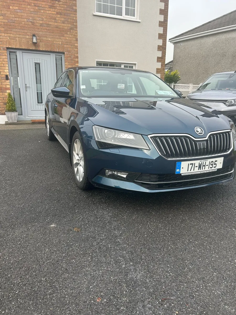 Skoda Superb 2.0 - Image 2