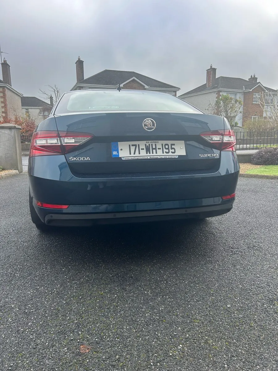 Skoda Superb 2.0 - Image 3