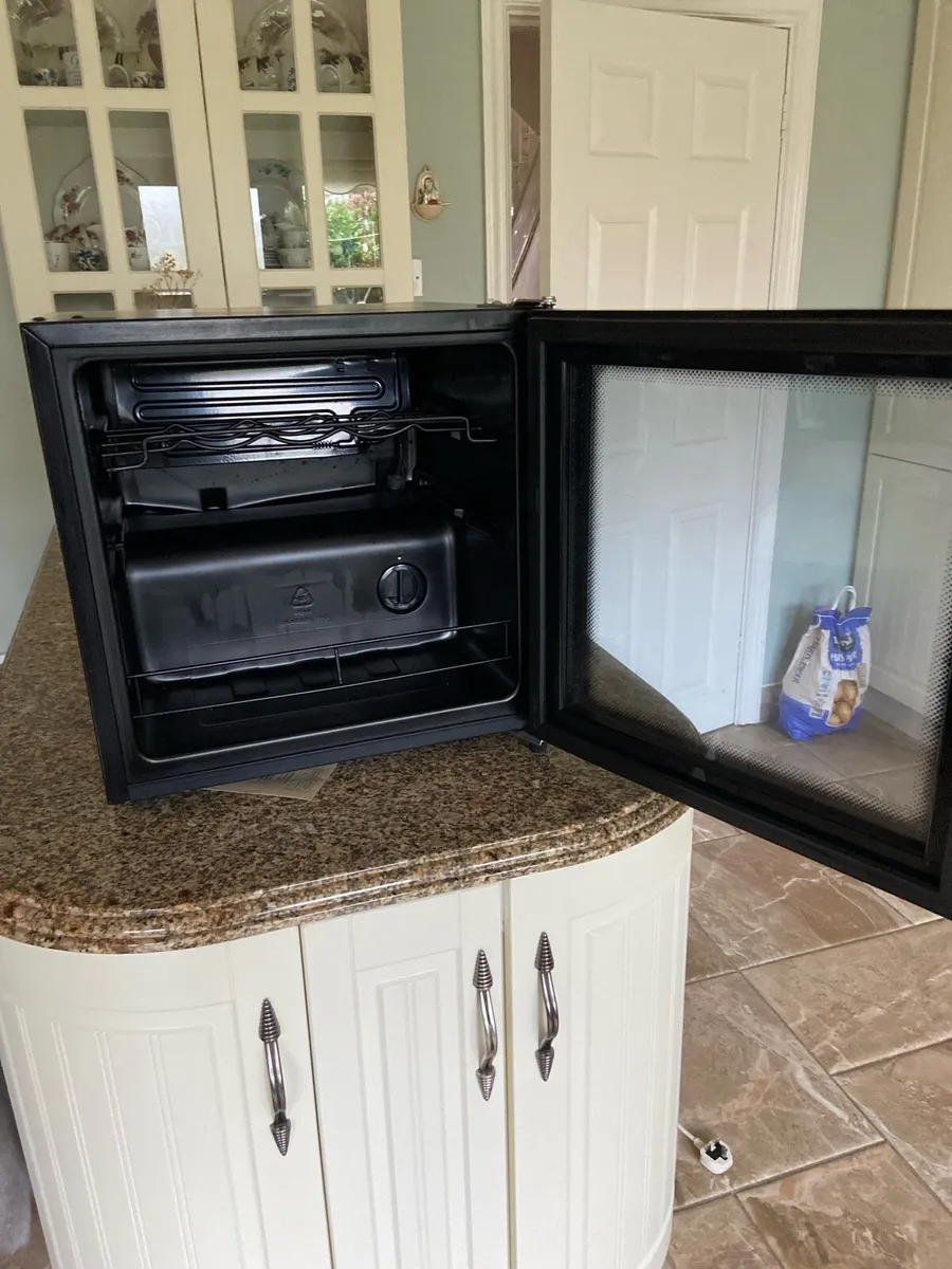 Drinks.  Cooler - Image 2