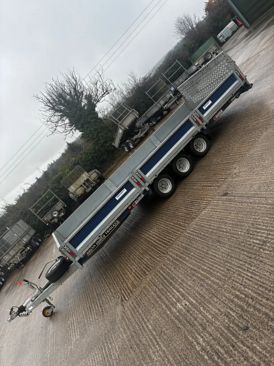 As new Brian James t transporter - Image 2