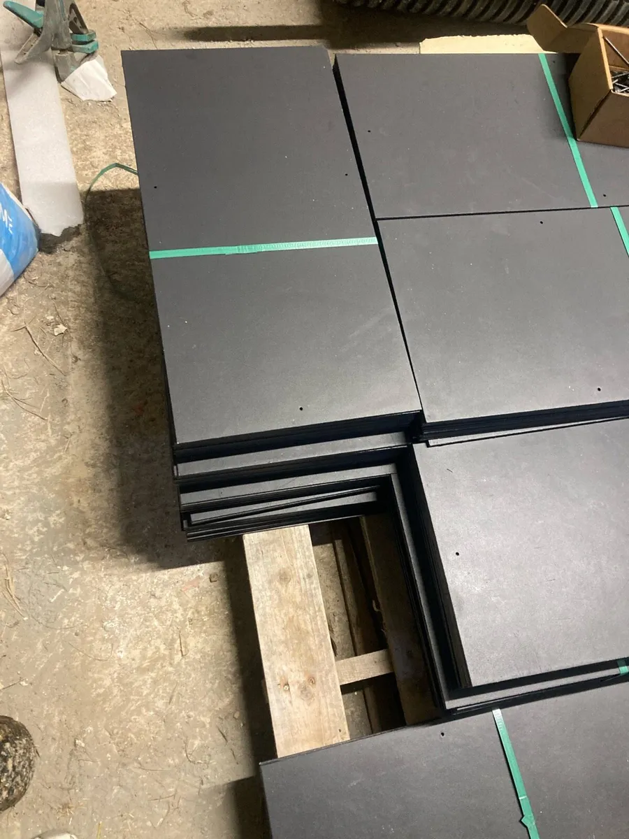 Roof slates - Image 2