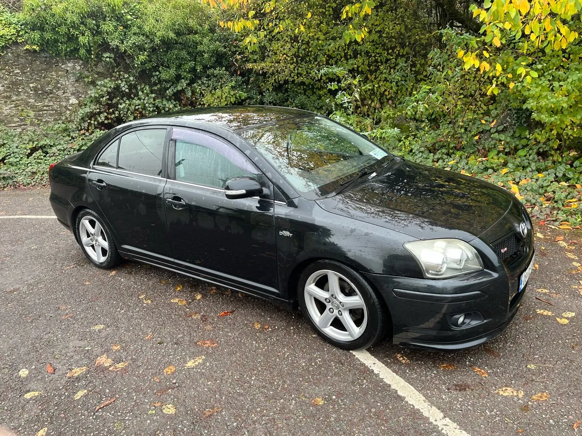 Toyota Avensis 2.2 D4D T180 - Image 2