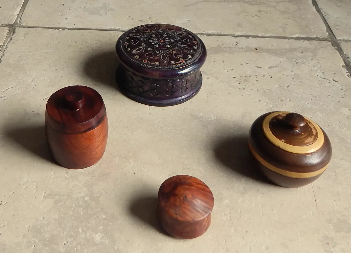 Selection of 4 Wooden Handmade Trinket Boxes - Image 1