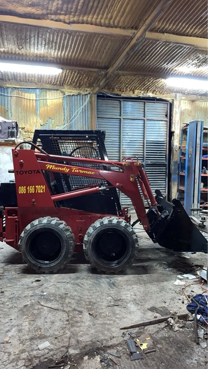 Skidsteer - Image 1