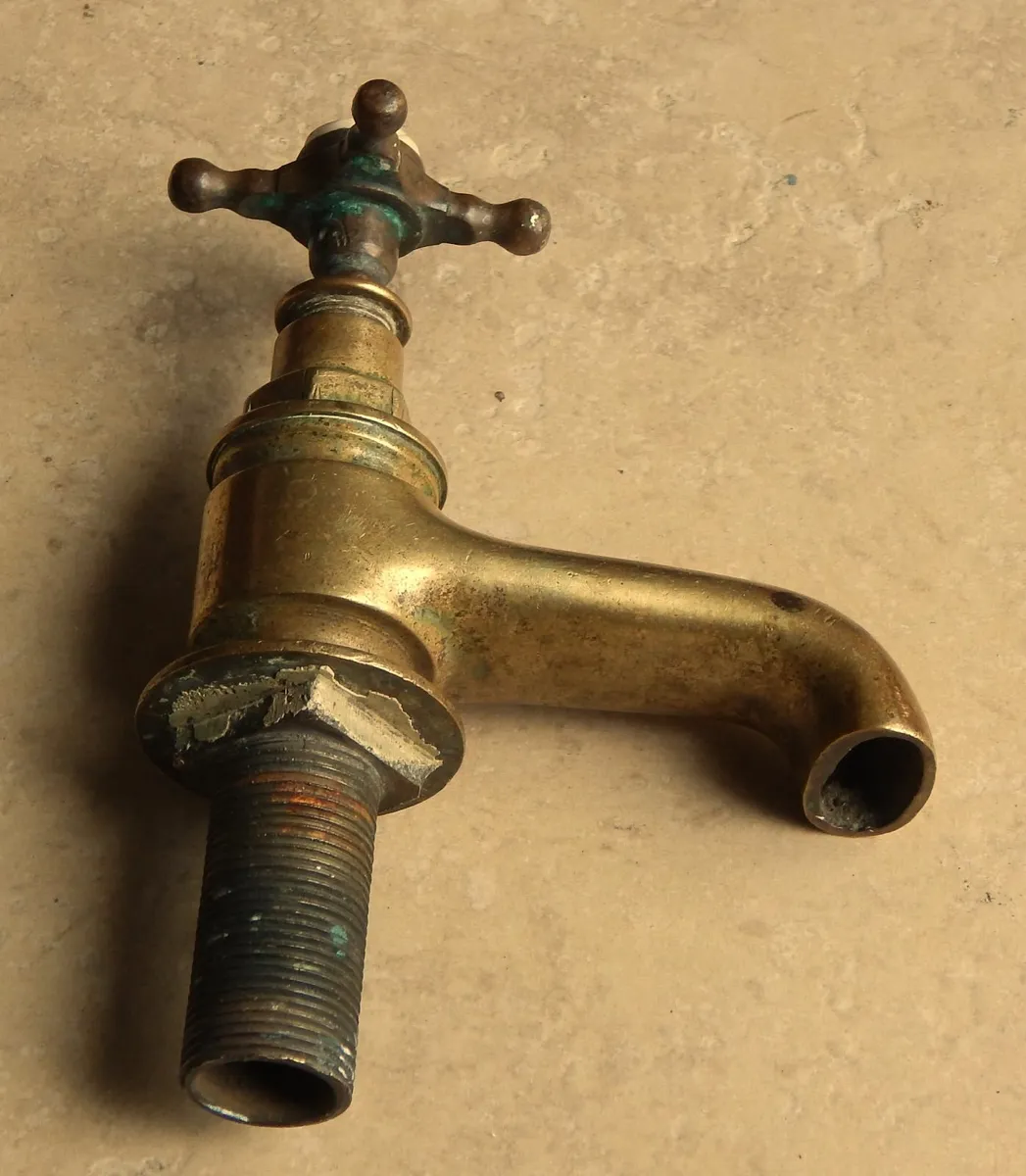 Vintage Shanks & Co Brass Bath Tap - Image 2