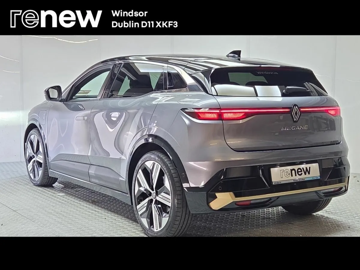 Renault Megane E-Tech EV60 220hp Launch Edition - Image 4