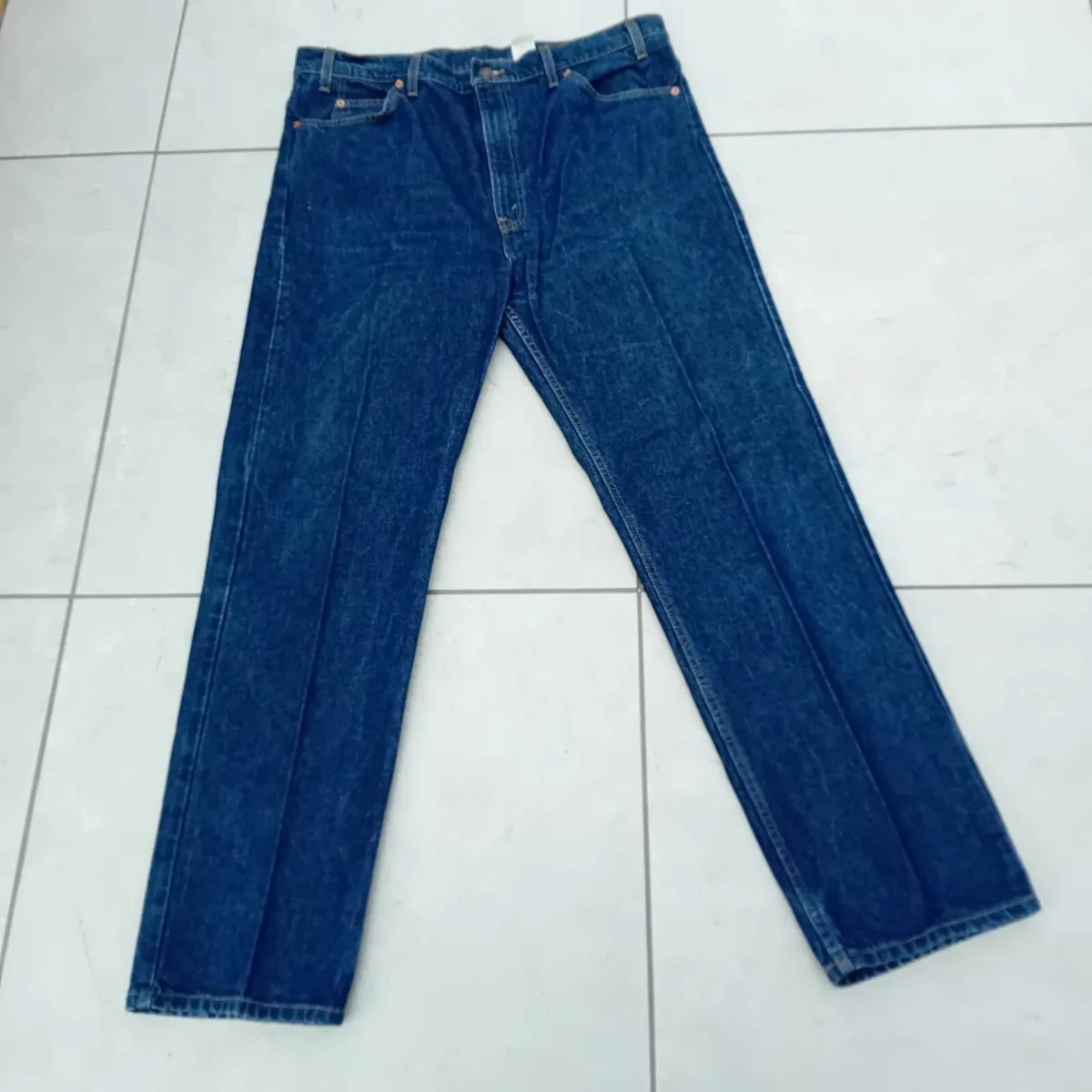 Levis Jeans Men W40 L32 - Image 1
