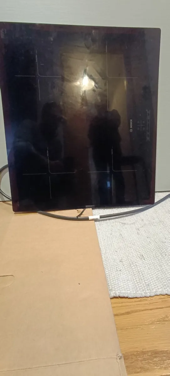 Bosch induction hob - Image 1