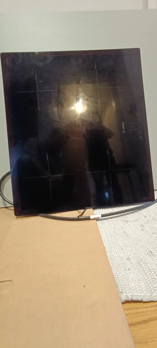 Bosch induction hob - Image 3