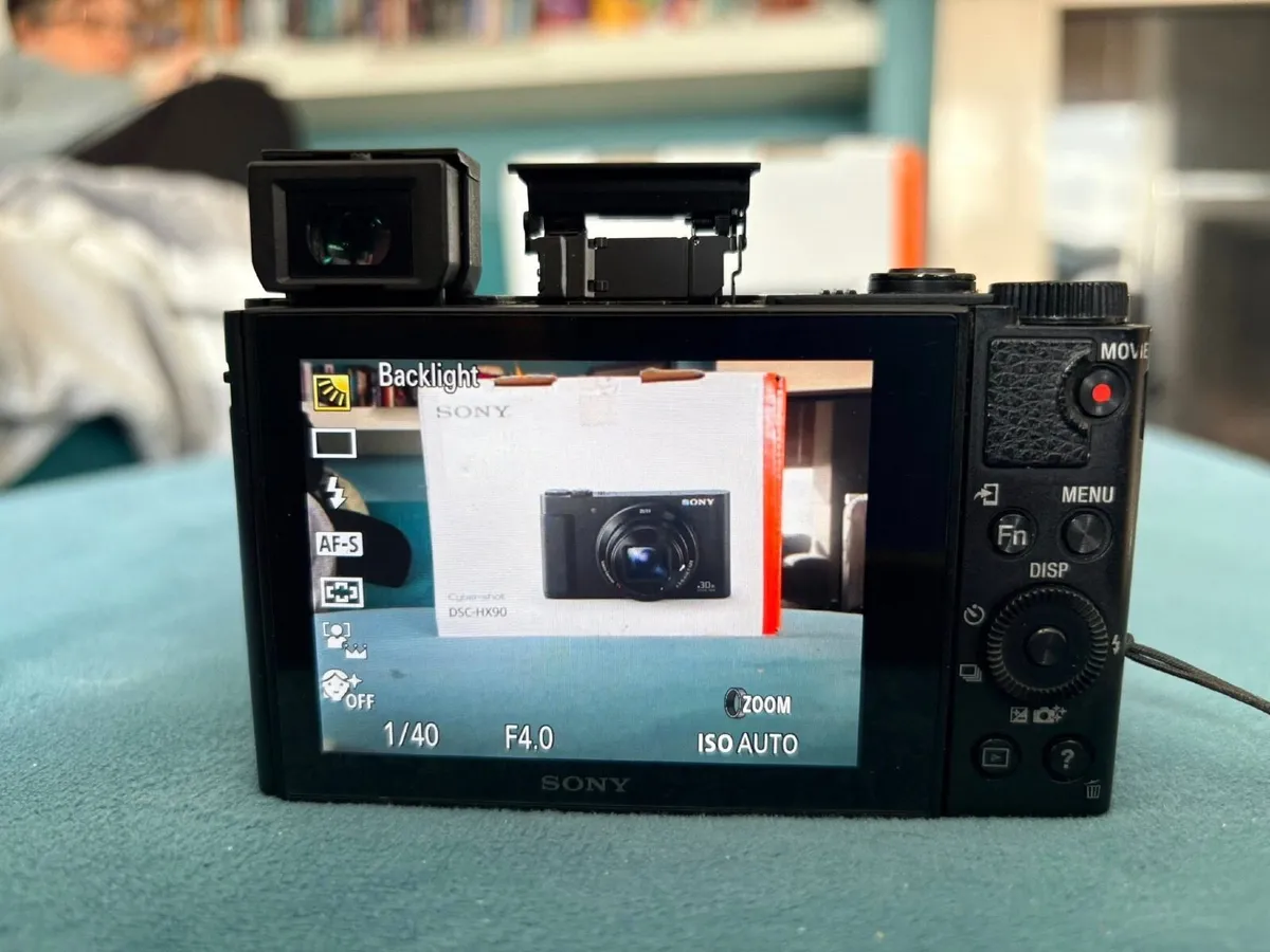 Sony HX90 Camera with 30x Optical Zoom - Image 4