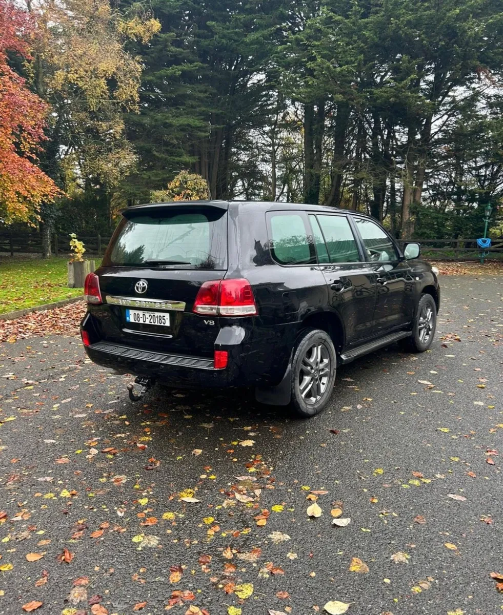 Toyota Land Cruiser 2008 - Image 3